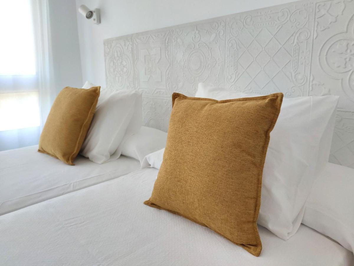 Hostal La De Lola