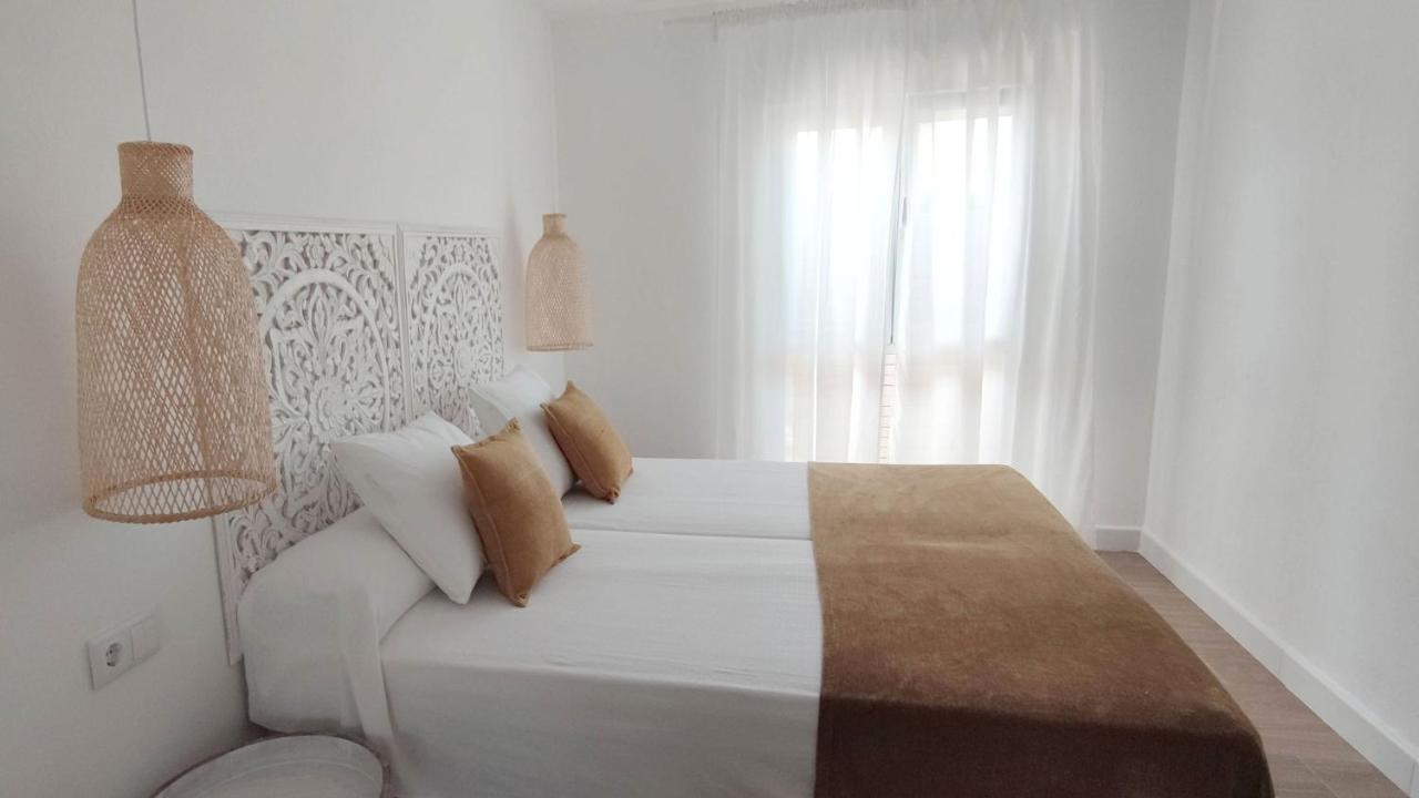 Gasthof La Posada De Lola - Adults Only Bolonia